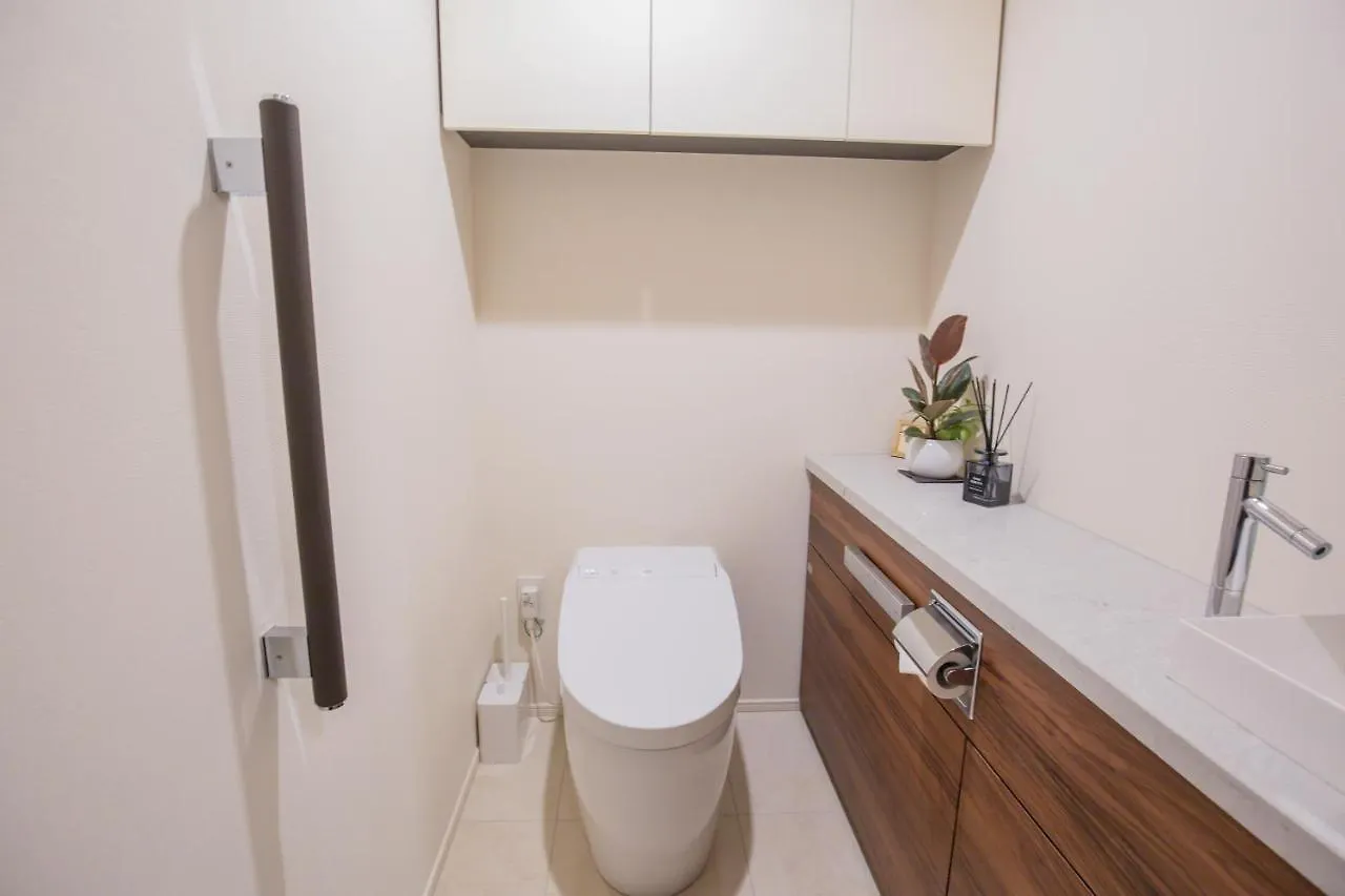 New Open City View Suite In Minami-Azabu Tokyo Apartment